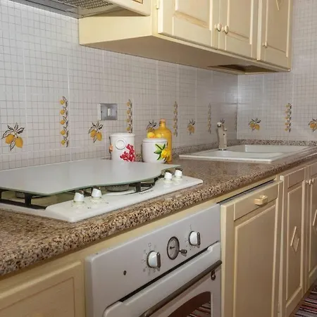 Appartement E14 *